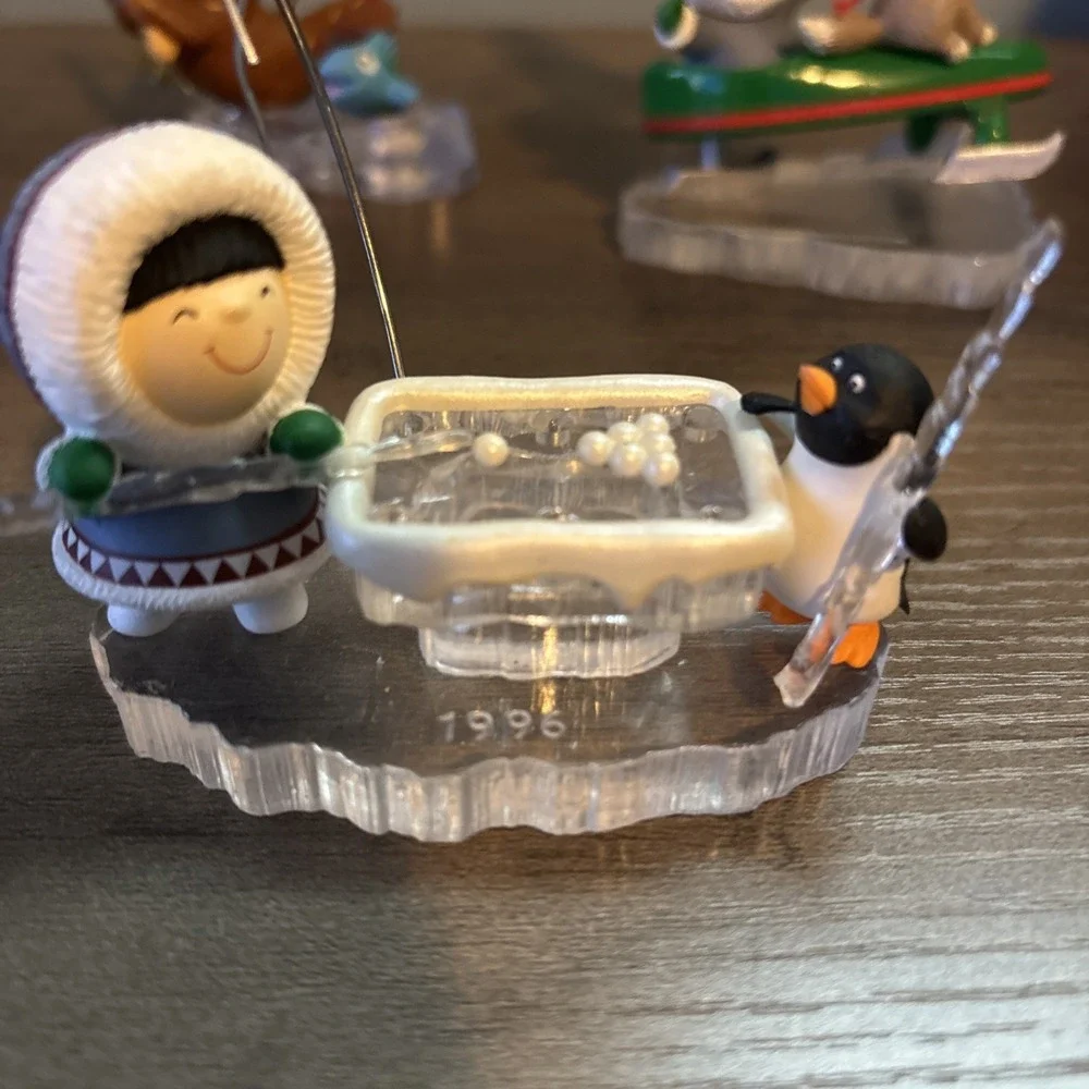 Hallmark Frosty Friends 1996 1997 Gibson Walrus Ice Fishing Penguin Wolf Pup Lot